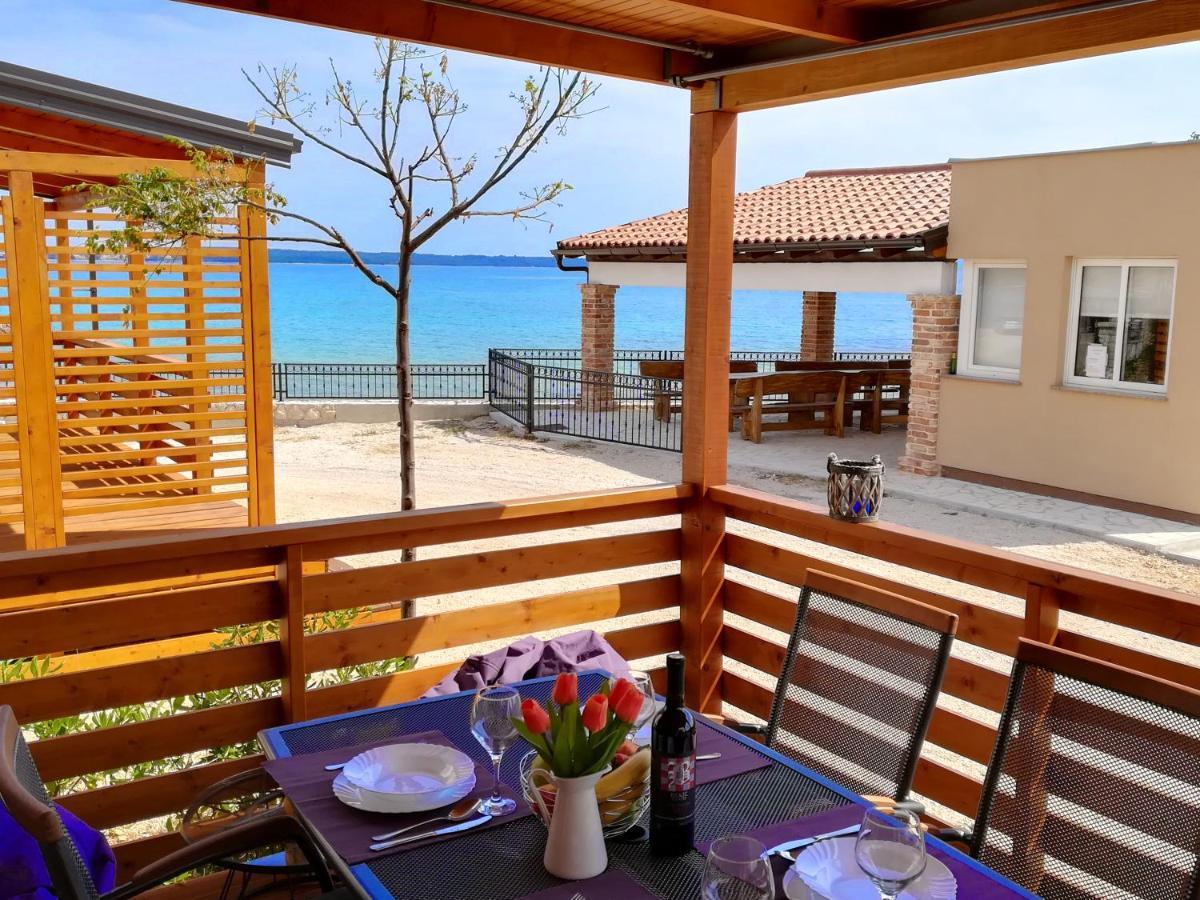 פריבלאקה Holiday Home Happiness מראה חיצוני תמונה
