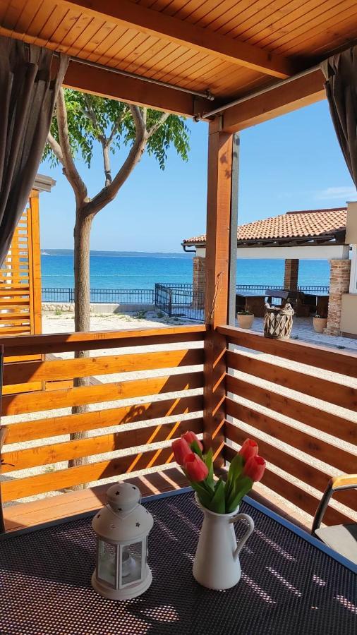 פריבלאקה Holiday Home Happiness מראה חיצוני תמונה