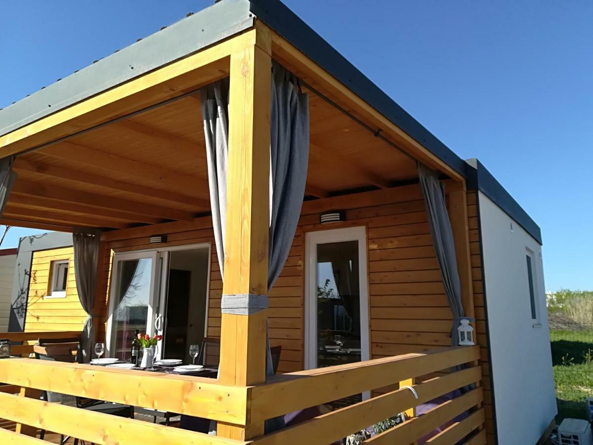 פריבלאקה Holiday Home Happiness מראה חיצוני תמונה